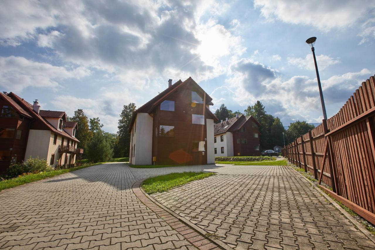 Apartamenty Nad Lomniczka-Malachit Karpacz Exterior photo